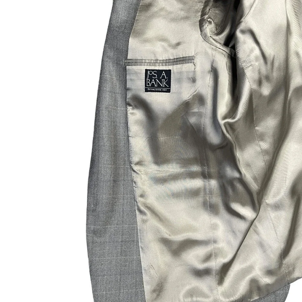 Jos A Bank Jacket Size 41R Tan 2 Button Blazer Plaid Silk Wool‎ Classic Dapper